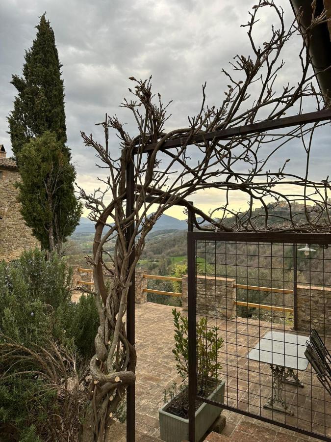 Bed and Breakfast Borgo Cardaneto Montone  Exterior foto